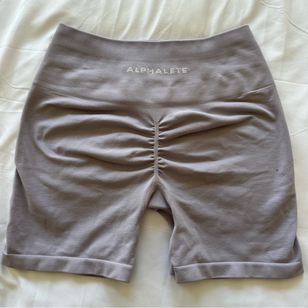 Alphalete Contour Ultra High Rise‎ Women's Seamless Scrunch Misty Lilac Short M